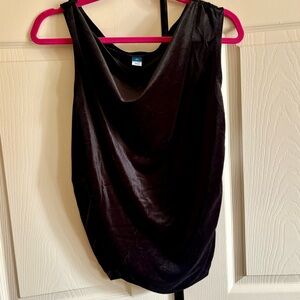 NWT XLT black velvet top